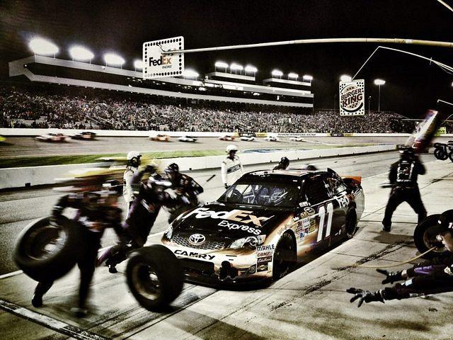 Denny during a pit stop